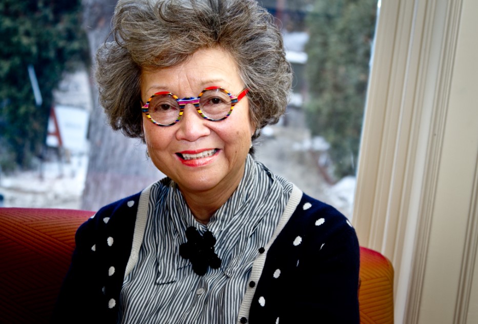 Adrienne Clarkson Fan Mail Address