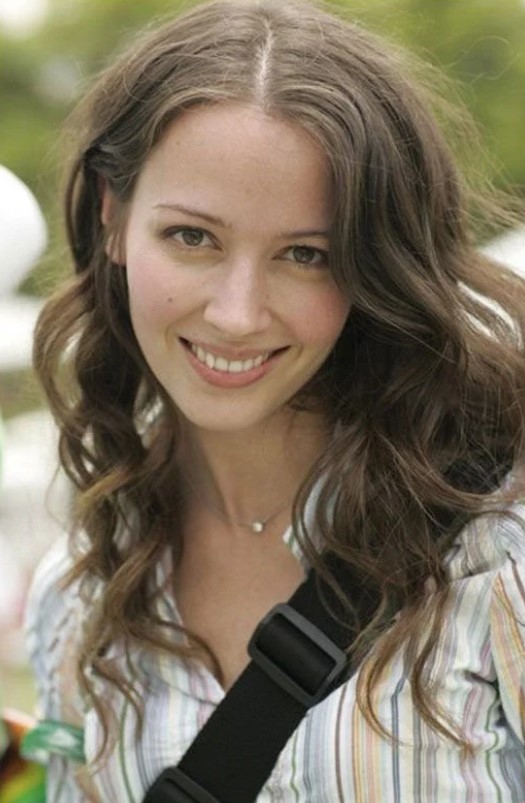 Amy Acker contact
