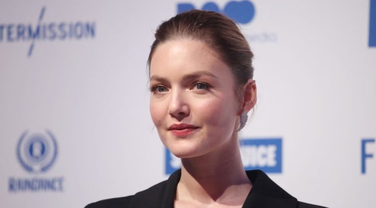 Holliday Grainger Fan Mail Address